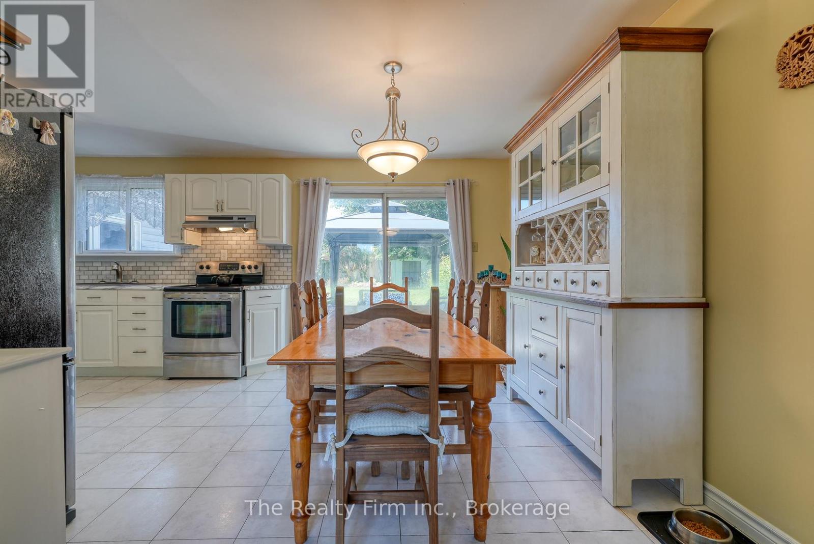 255 Cartier Drive, Woodstock, Ontario  N4S 7T9 - Photo 12 - X12446141