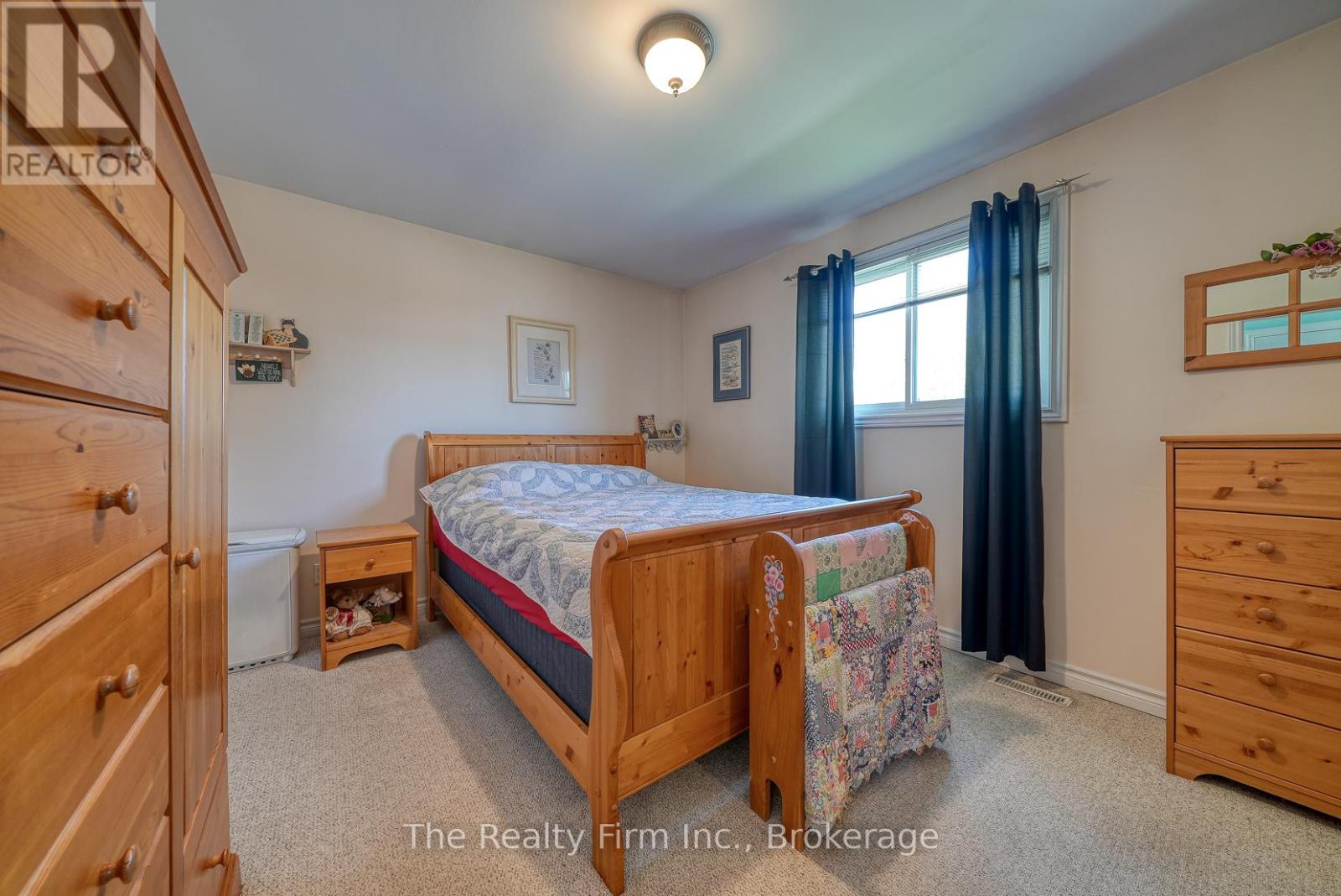 255 Cartier Drive, Woodstock, Ontario  N4S 7T9 - Photo 31 - X12446141