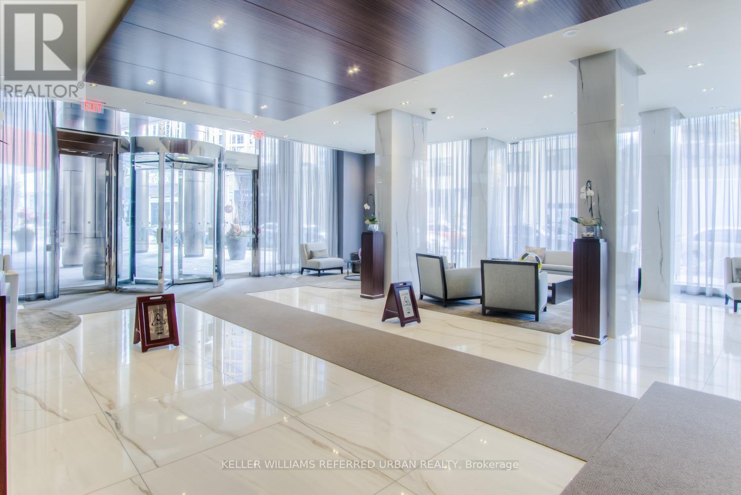 302 - 88 Davenport Road, Toronto, Ontario  M5R 0A5 - Photo 2 - C12645794