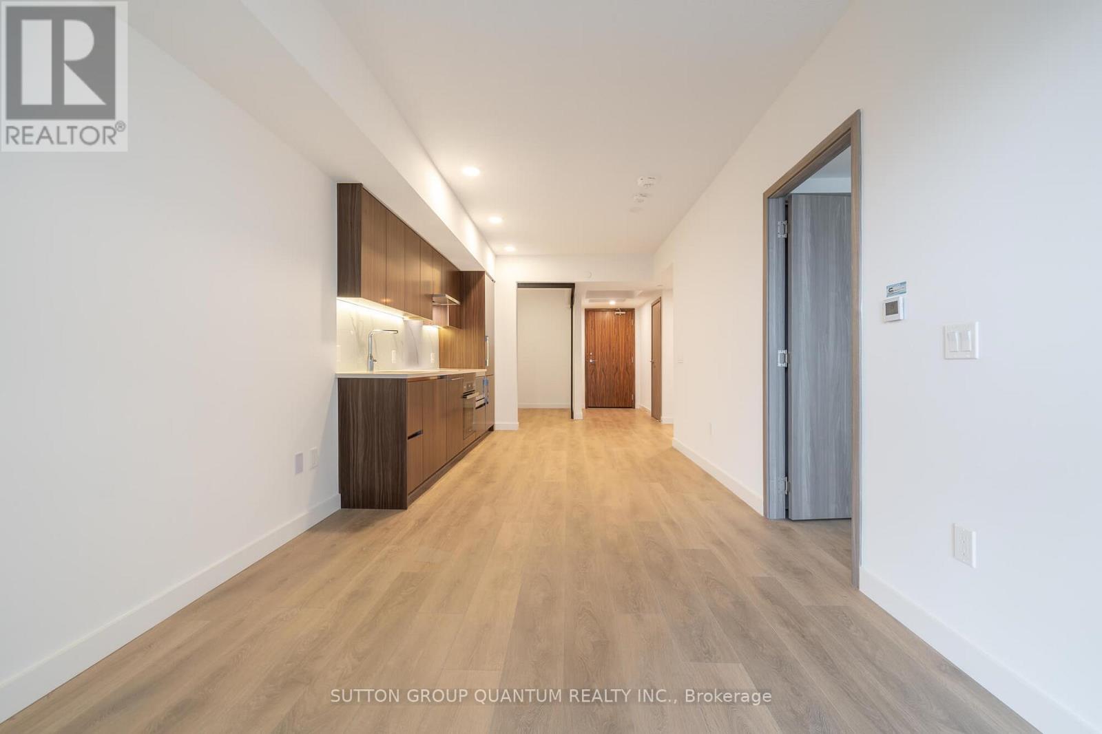 1603 - 3 Concord Cityplace Way, Toronto, Ontario  M5V 0X4 - Photo 13 - C12645798