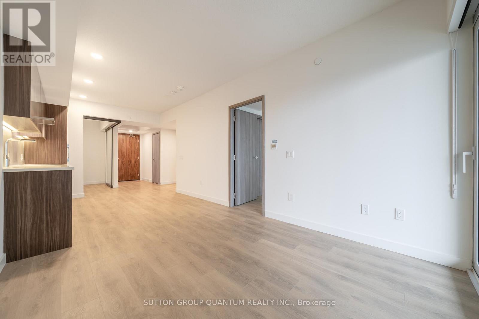 1603 - 3 Concord Cityplace Way, Toronto, Ontario  M5V 0X4 - Photo 14 - C12645798