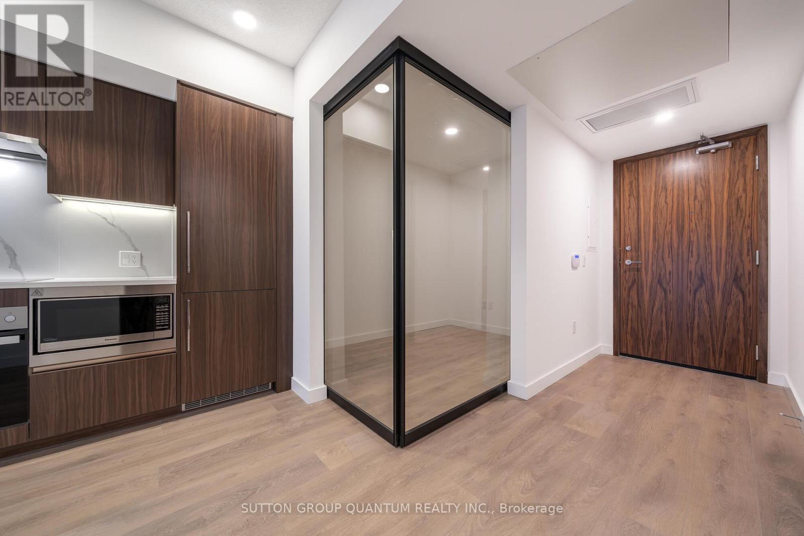 1603 - 3 Concord Cityplace Way, Toronto, Ontario  M5V 0X4 - Photo 19 - C12645798