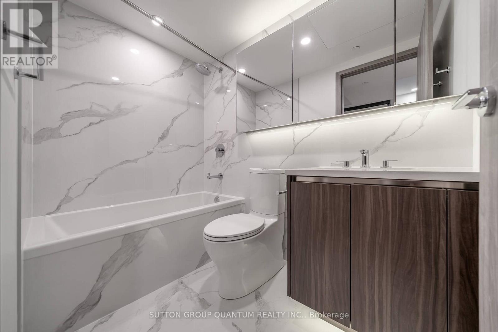 1603 - 3 Concord Cityplace Way, Toronto, Ontario  M5V 0X4 - Photo 23 - C12645798