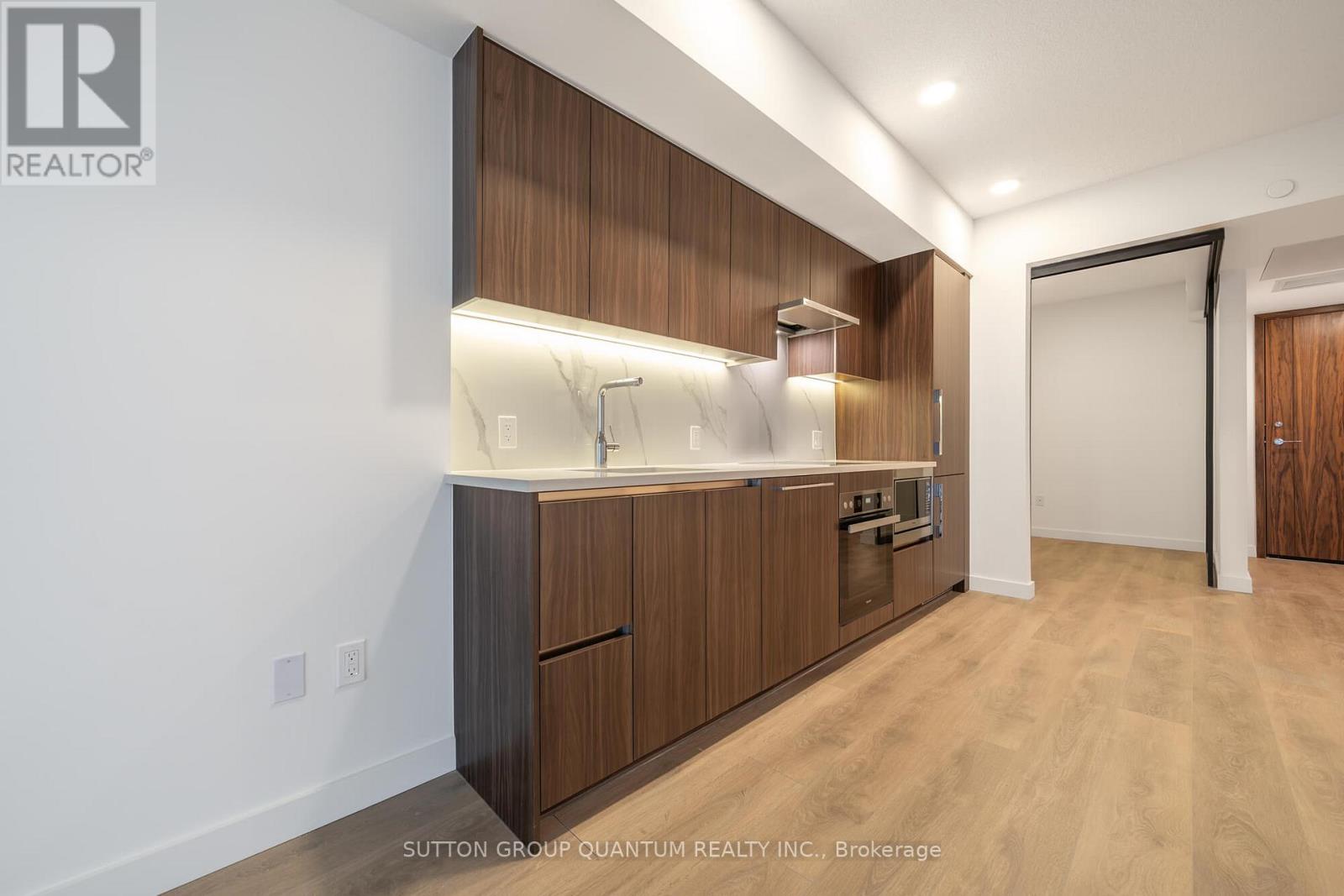 1603 - 3 Concord Cityplace Way, Toronto, Ontario  M5V 0X4 - Photo 6 - C12645798