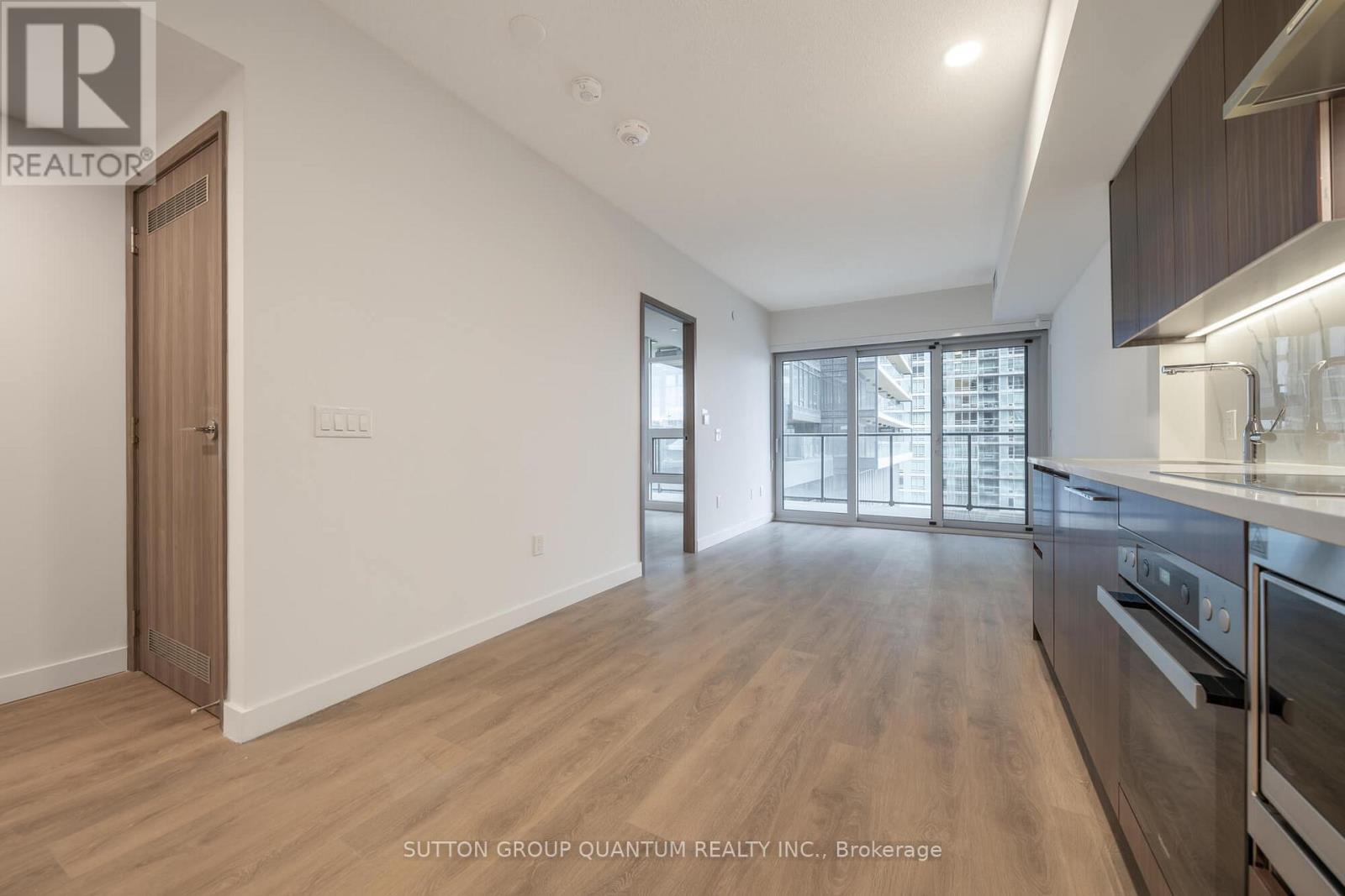 1603 - 3 Concord Cityplace Way, Toronto, Ontario  M5V 0X4 - Photo 7 - C12645798