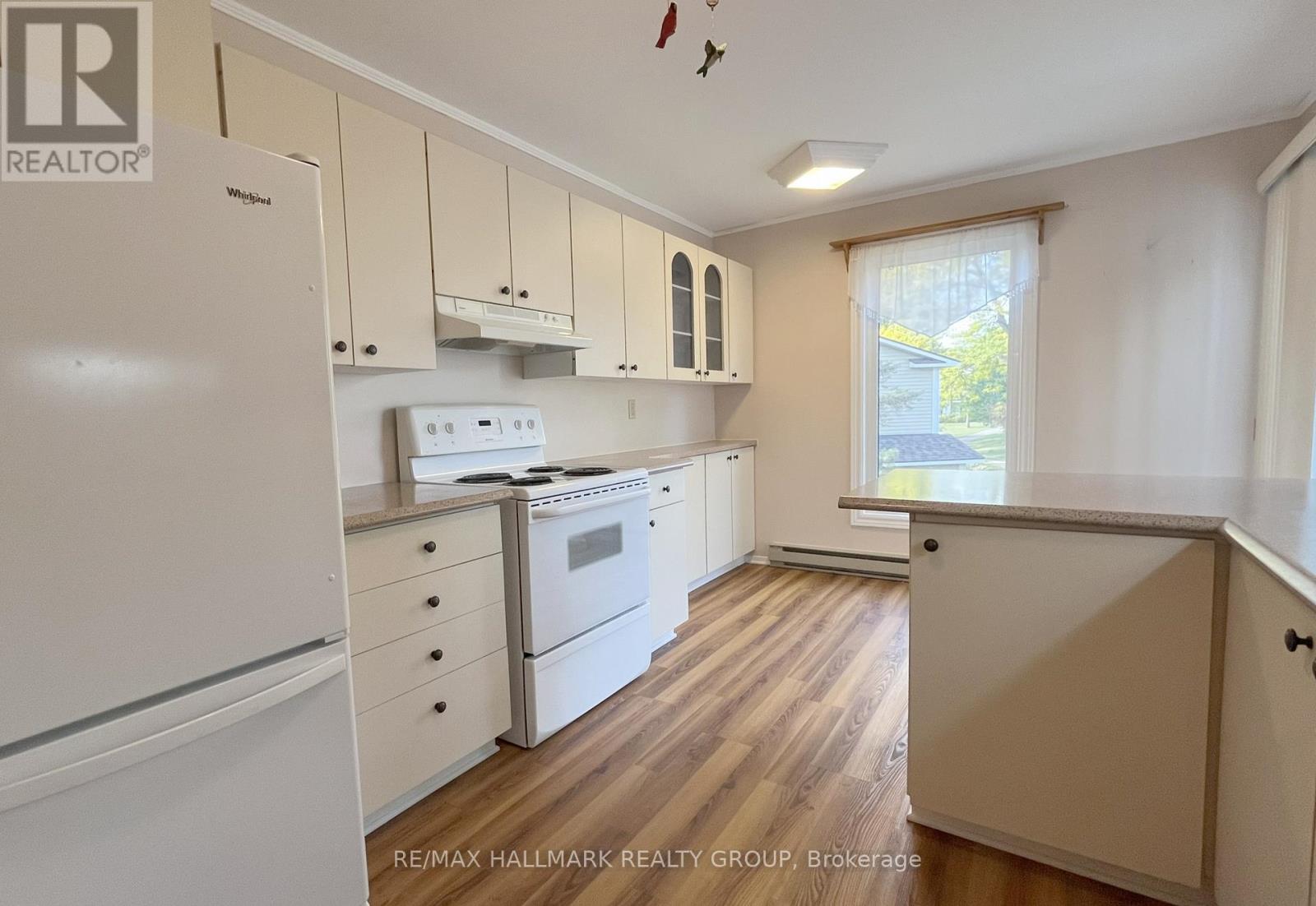 72 - 218 D Equestrian Drive, Ottawa, Ontario  K2M 1E2 - Photo 7 - X12430283