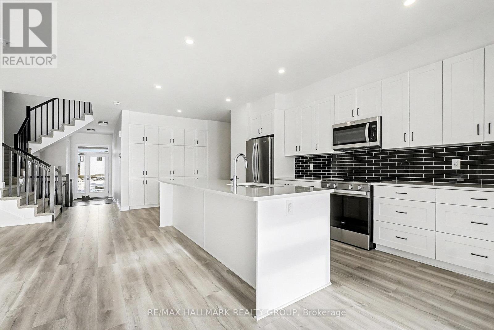 526 Reflection Street, Ottawa, Ontario  K1W 0S8 - Photo 17 - X12611194