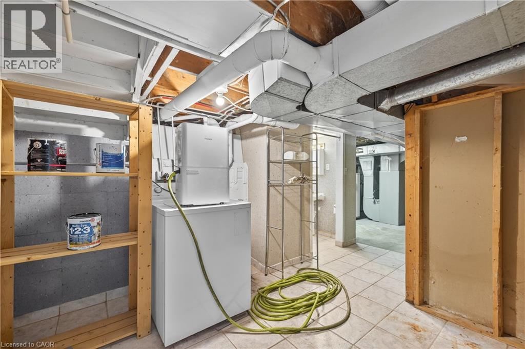 Photo 31 of 49 for 233 High Street