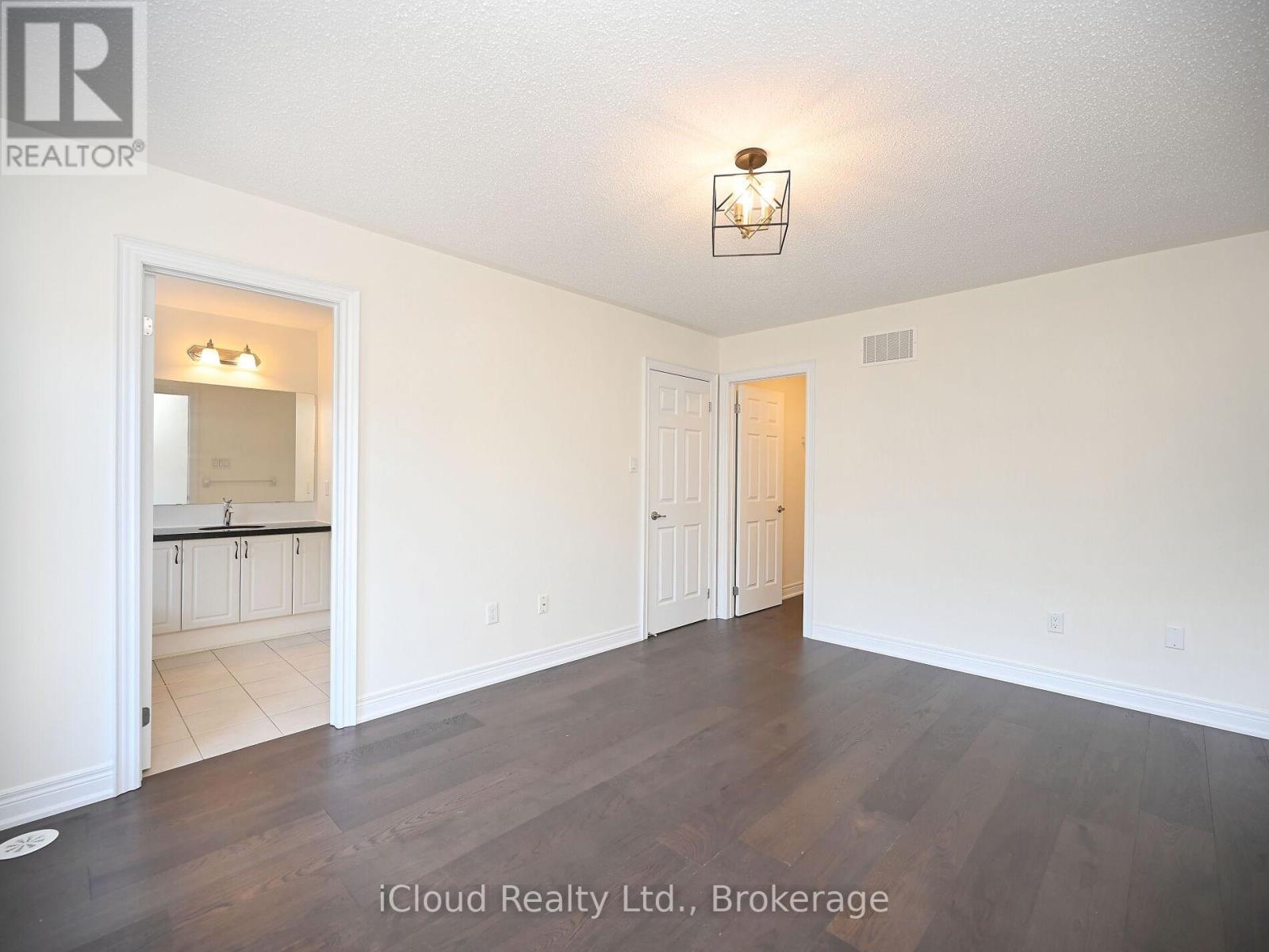 3069 Preserve Drive, Oakville, Ontario  L6M 0T6 - Photo 34 - W12644728