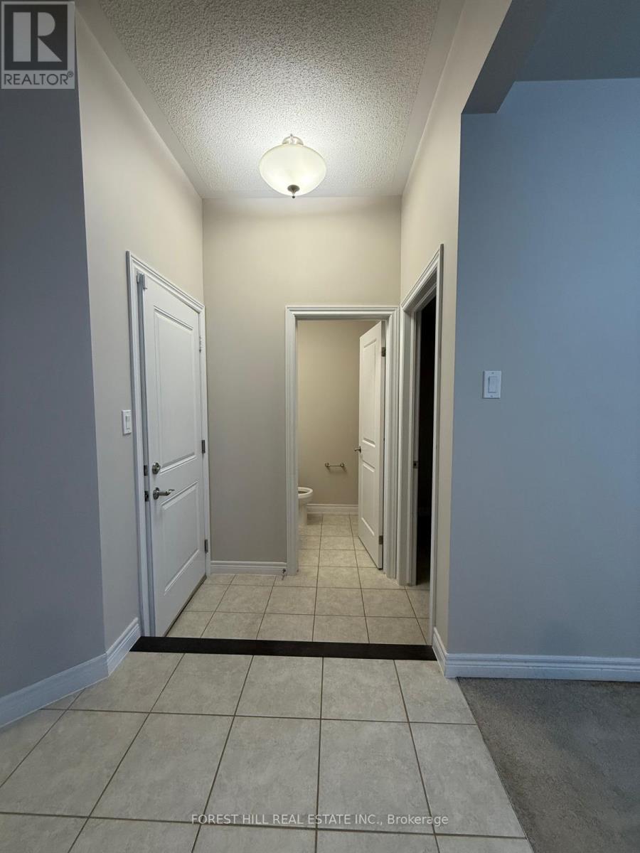 330 Rymal Road West Road, Hamilton, Ontario  L9B 0H6 - Photo 8 - X12537536