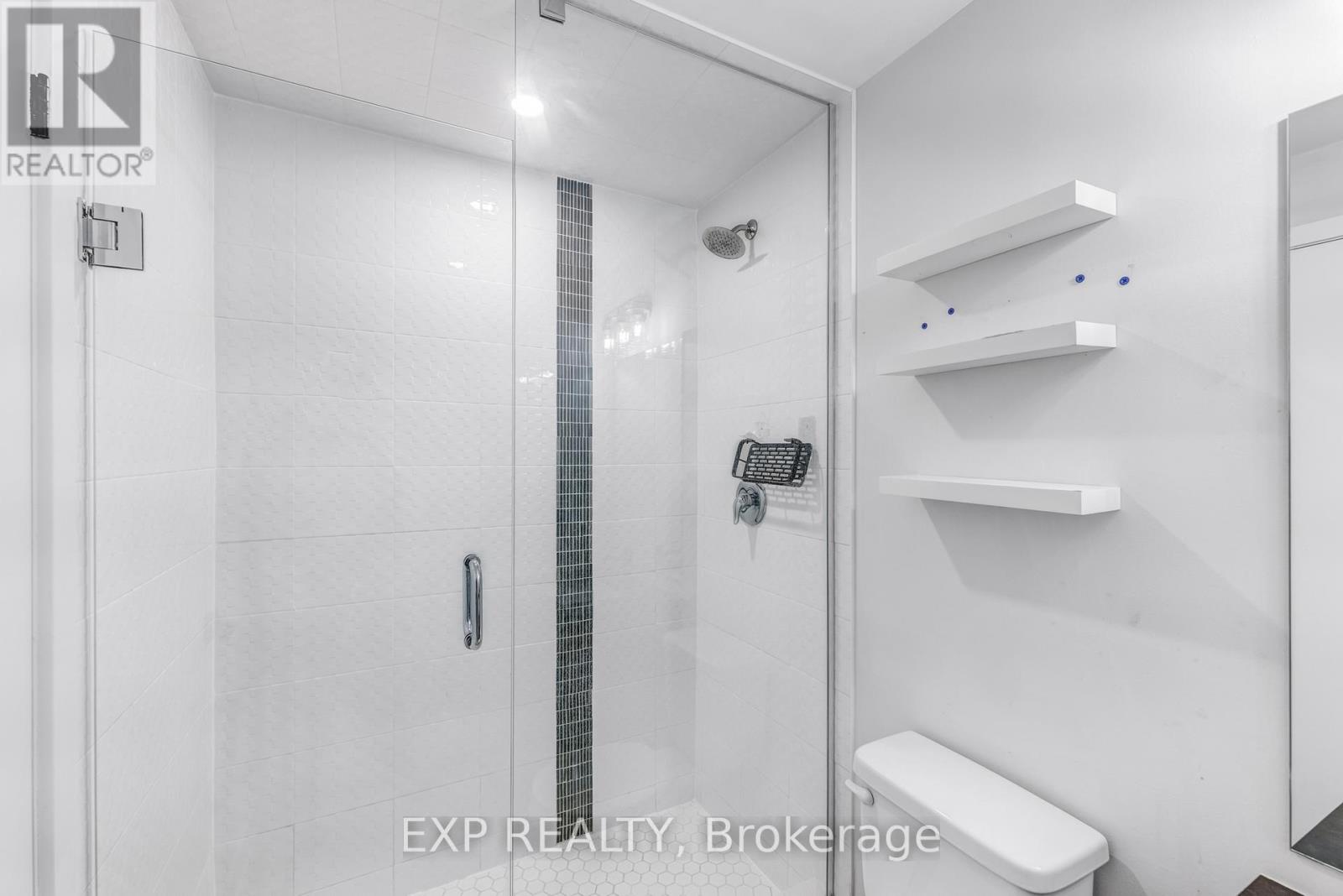 101 - 4 Spice Way, Barrie, Ontario  L9J 0M2 - Photo 21 - S12645768