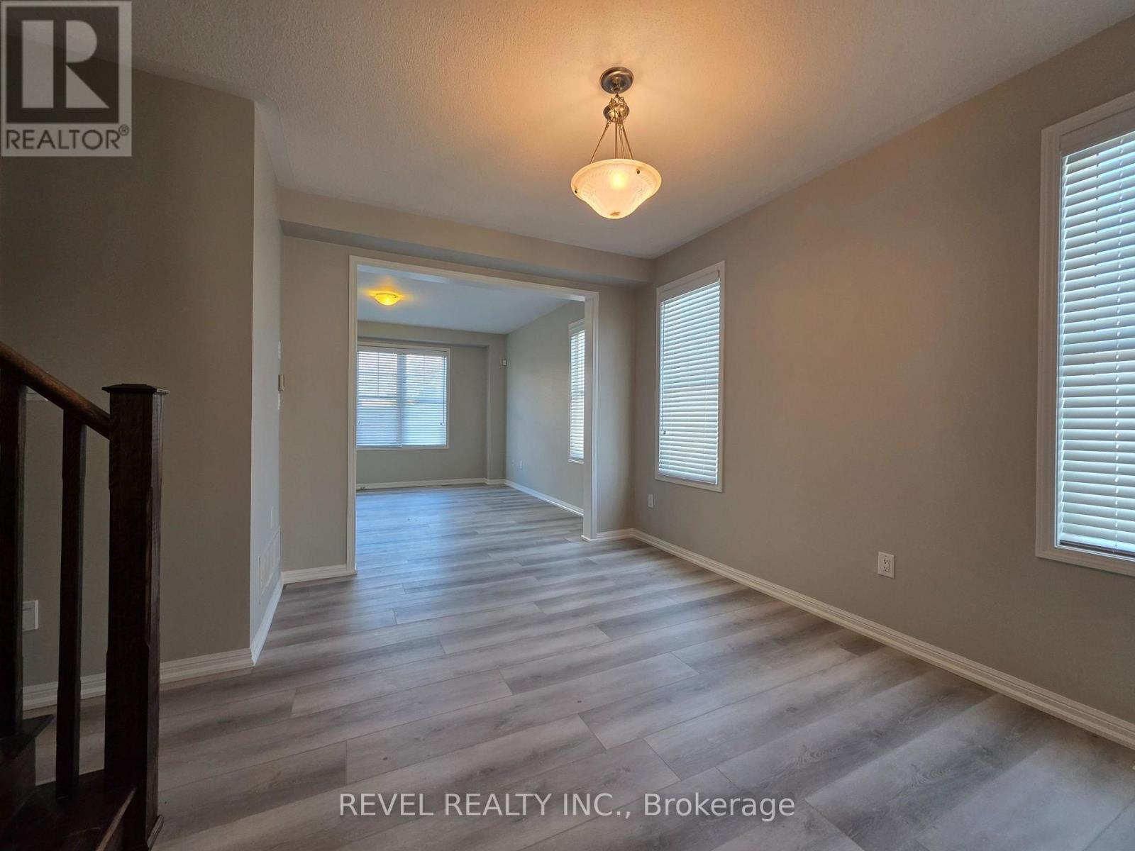 1127 Savoline Boulevard, Milton, Ontario  L9T 8N9 - Photo 10 - W12645780