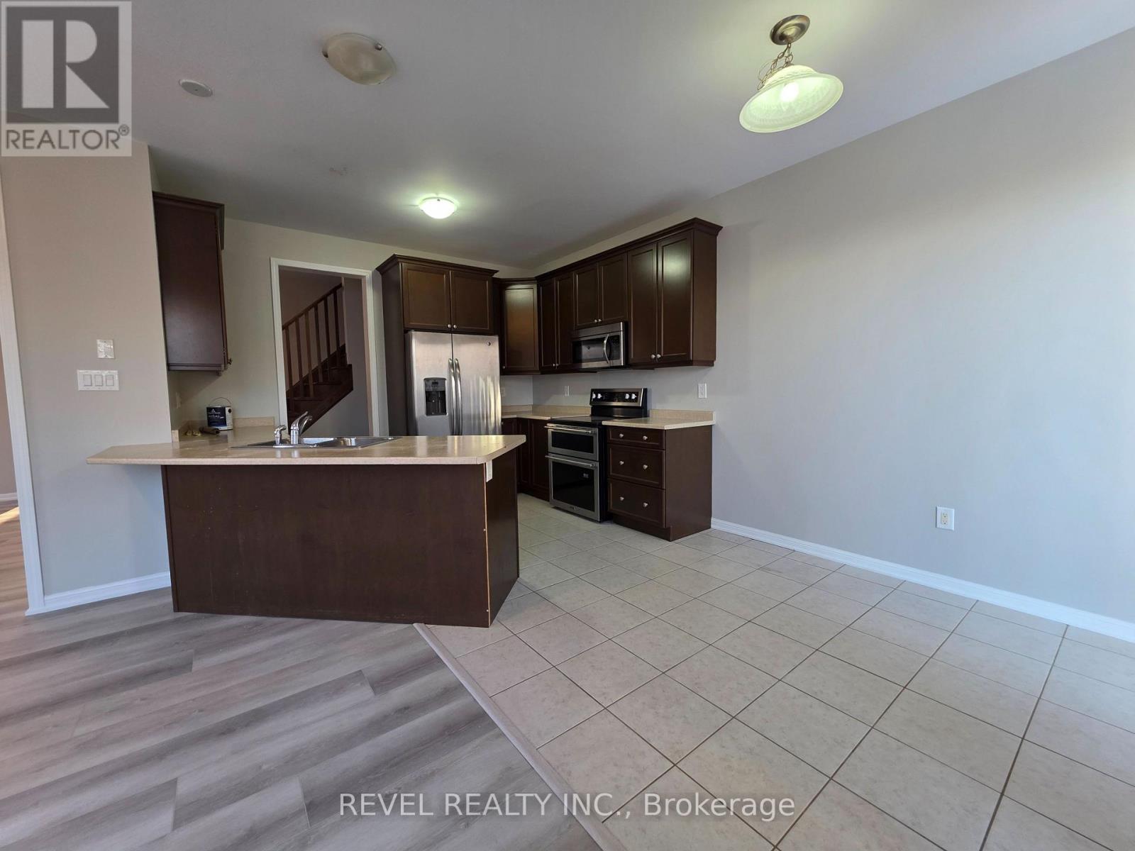 1127 Savoline Boulevard, Milton, Ontario  L9T 8N9 - Photo 19 - W12645780