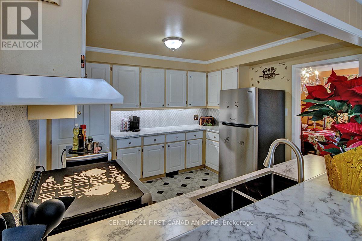 10 Regent Street, St. Thomas, Ontario  N5R 1Z8 - Photo 12 - X12645844