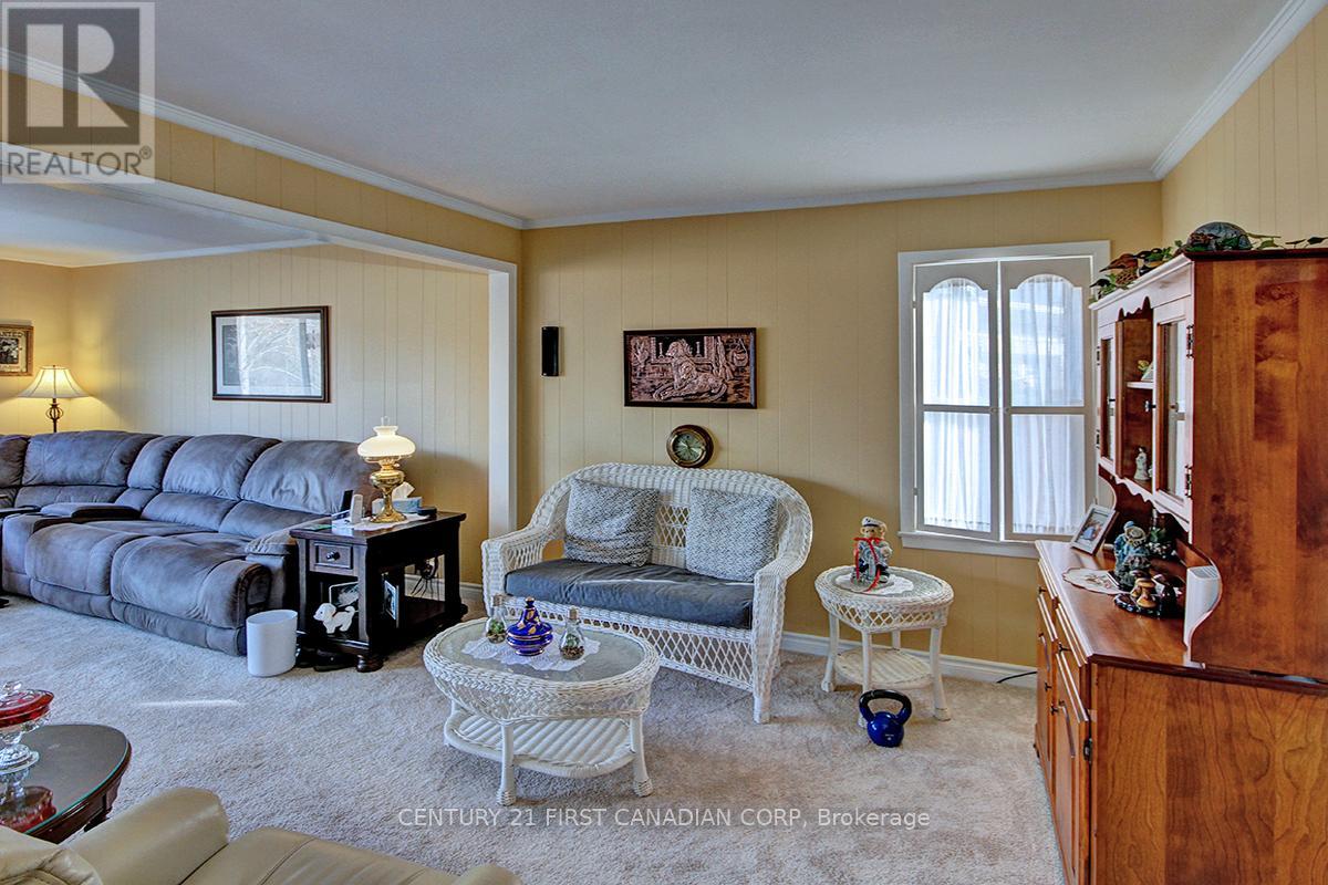 10 Regent Street, St. Thomas, Ontario  N5R 1Z8 - Photo 19 - X12645844