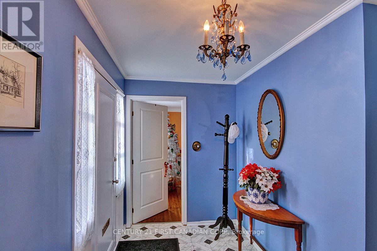 10 Regent Street, St. Thomas, Ontario  N5R 1Z8 - Photo 50 - X12645844