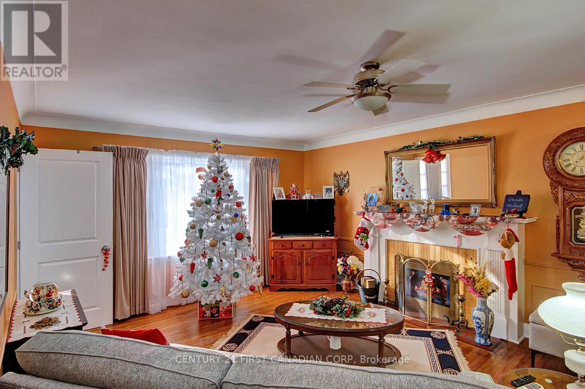 10 Regent Street, St. Thomas, Ontario  N5R 1Z8 - Photo 8 - X12645844