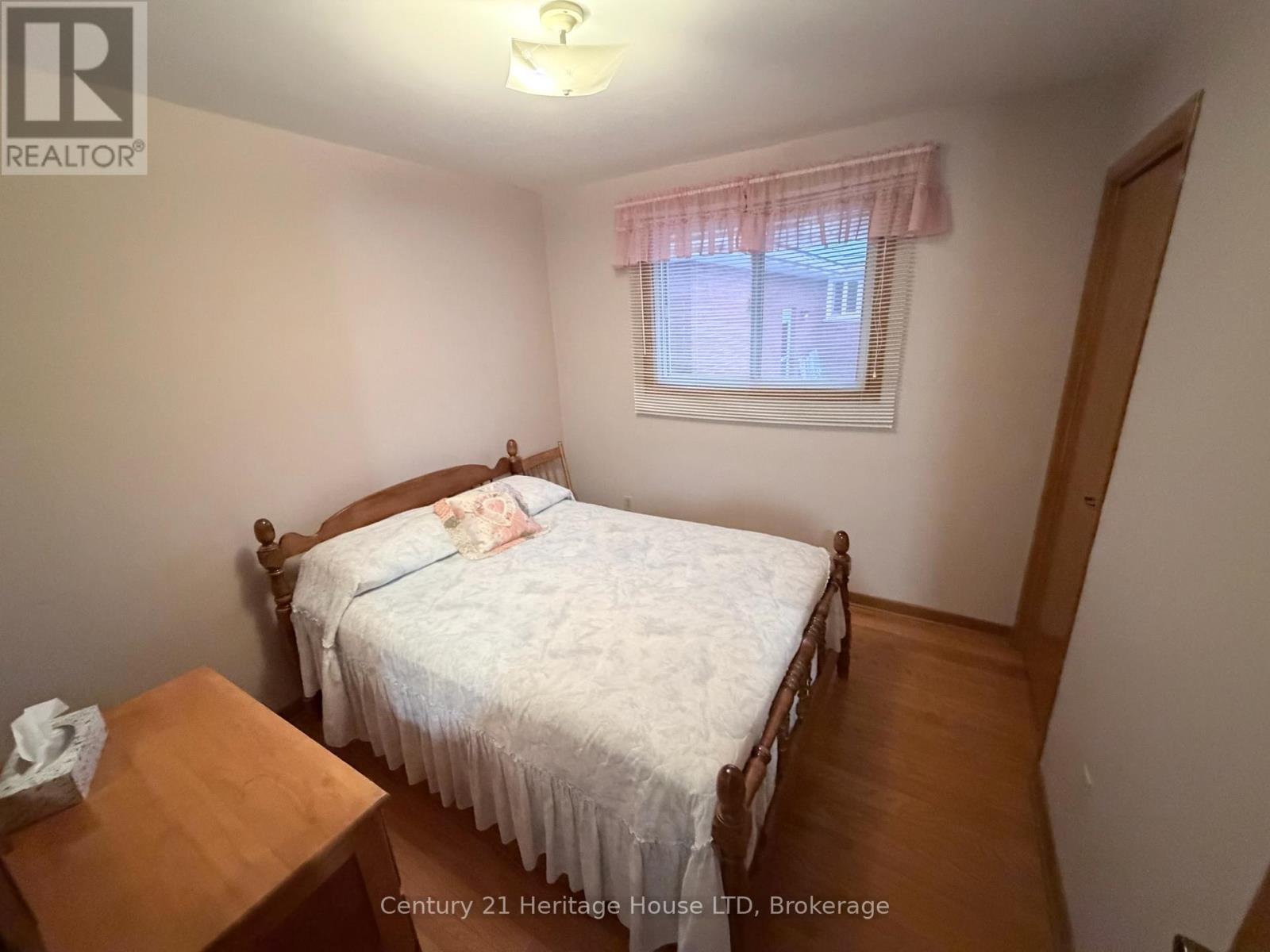 14 Drury Crescent, St. Catharines (Carlton/bunting), Ontario  L2M 6B6 - Photo 11 - X12645886