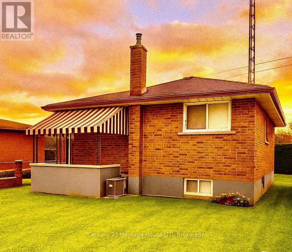 14 Drury Crescent, St. Catharines (Carlton/bunting), Ontario  L2M 6B6 - Photo 3 - X12645886