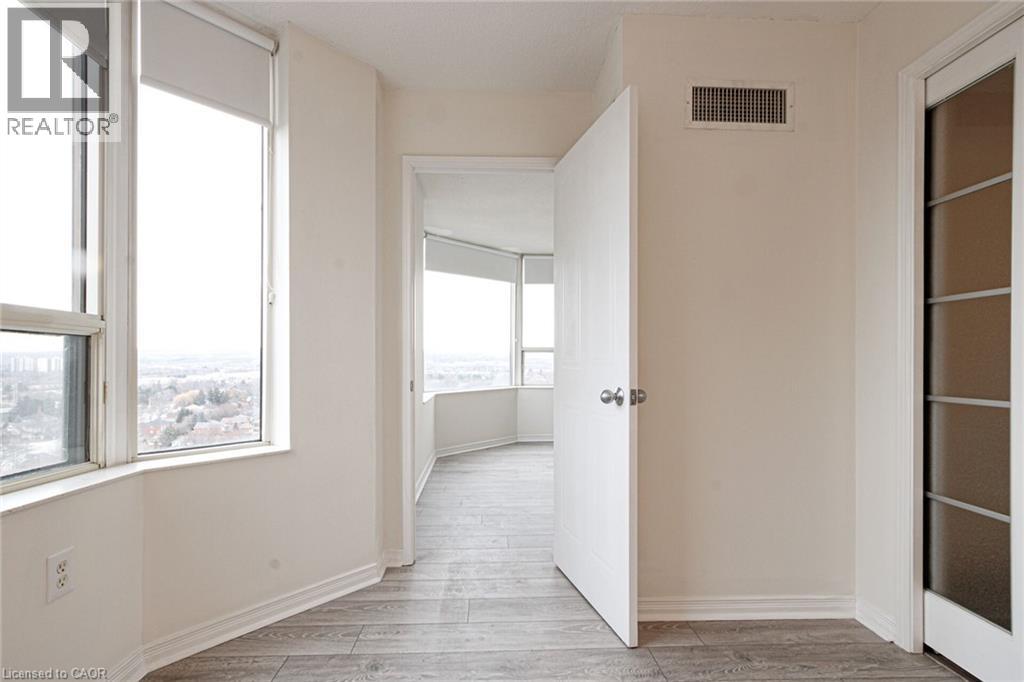 1270 Maple Crossing Boulevard Unit# 1914, Burlington, Ontario  L7S 2J3 - Photo 22 - 40794210