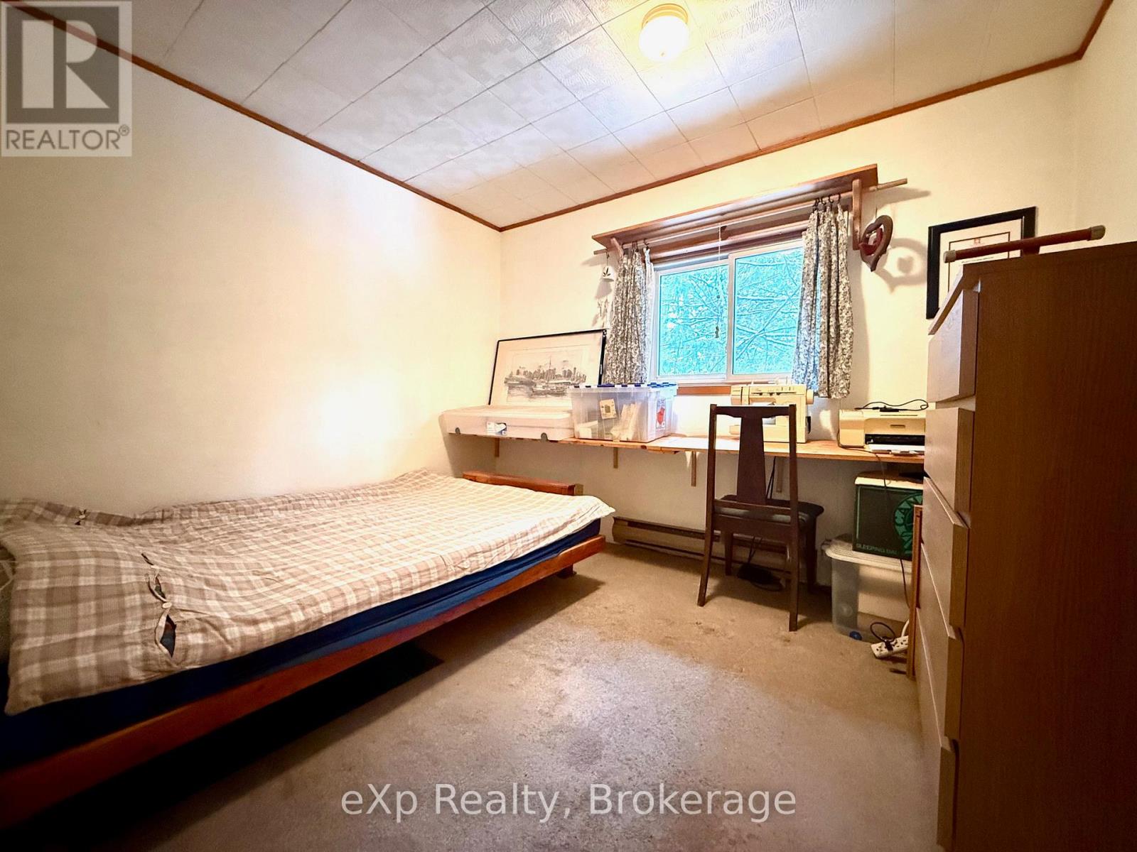 173266 Mulock Road, West Grey, Ontario  N4N 3B8 - Photo 10 - X12645892