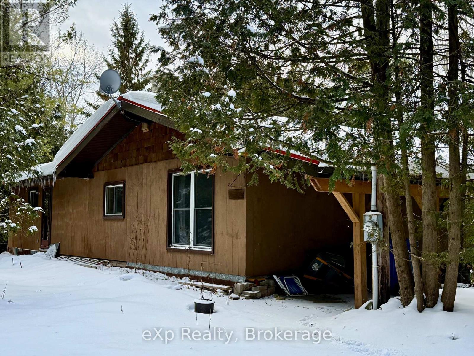 173266 Mulock Road, West Grey, Ontario  N4N 3B8 - Photo 2 - X12645892