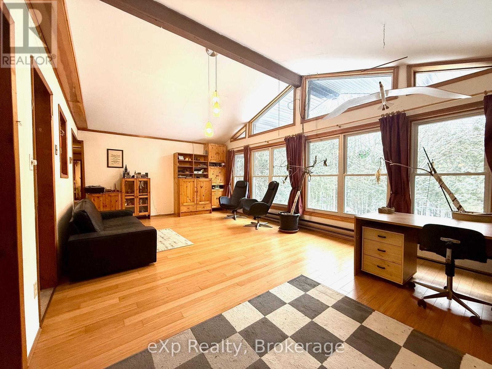 173266 Mulock Road, West Grey, Ontario  N4N 3B8 - Photo 3 - X12645892