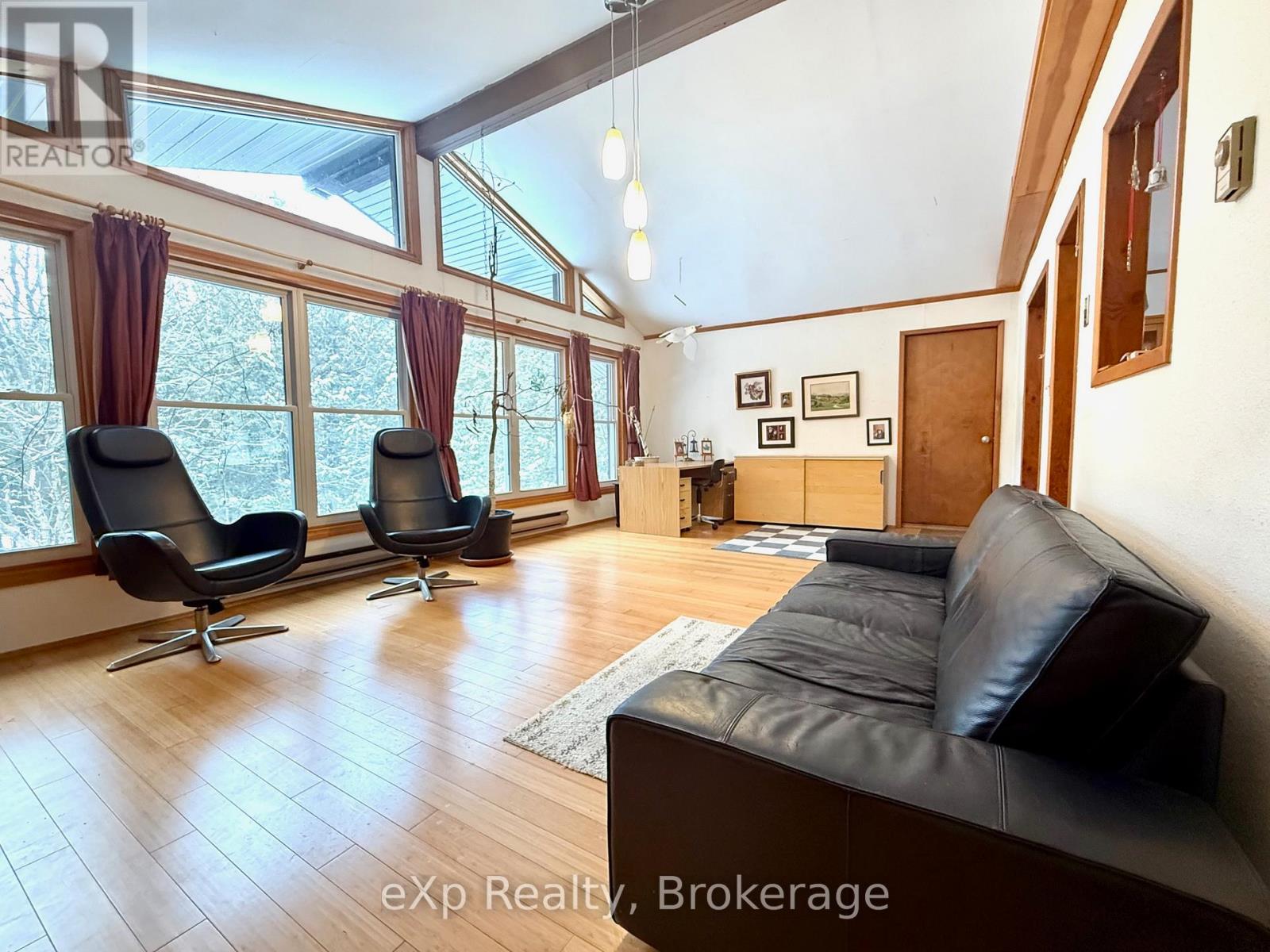 173266 Mulock Road, West Grey, Ontario  N4N 3B8 - Photo 4 - X12645892