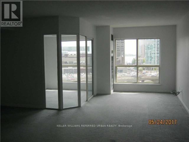 1001 - 25 The Esplanade, Toronto (Waterfront Communities), Ontario  M5E 1W5 - Photo 2 - C12645838