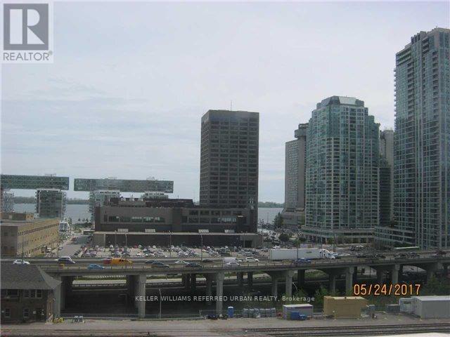 1001 - 25 The Esplanade, Toronto (Waterfront Communities), Ontario  M5E 1W5 - Photo 8 - C12645838