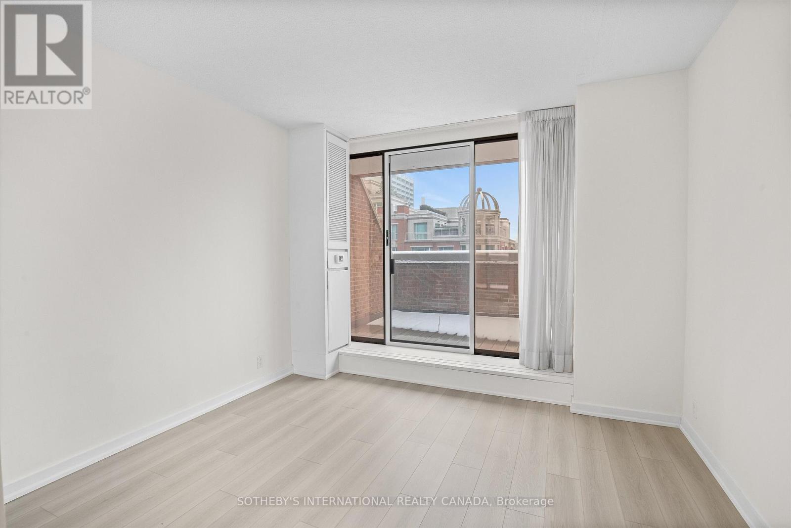 408 - 55a Avenue Road, Toronto, Ontario M5A 2G3 - Photo 22 - C12645856