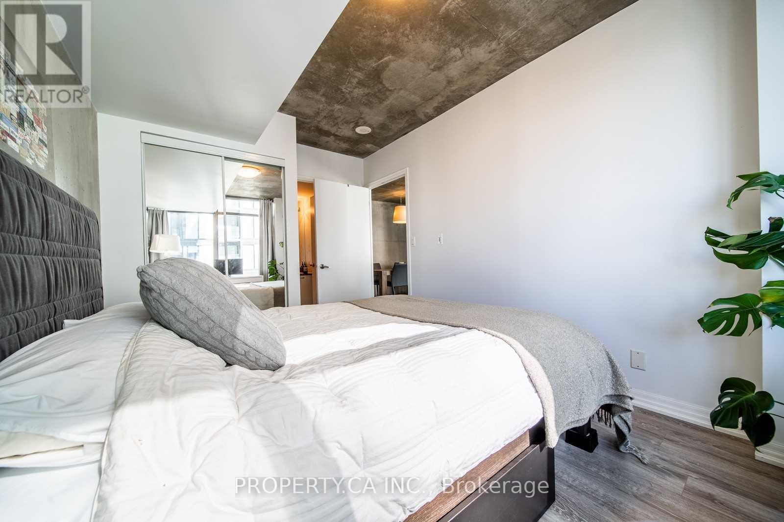 1406 - 22 Wellesley Street E, Toronto, Ontario  M4Y 1G3 - Photo 16 - C12645858