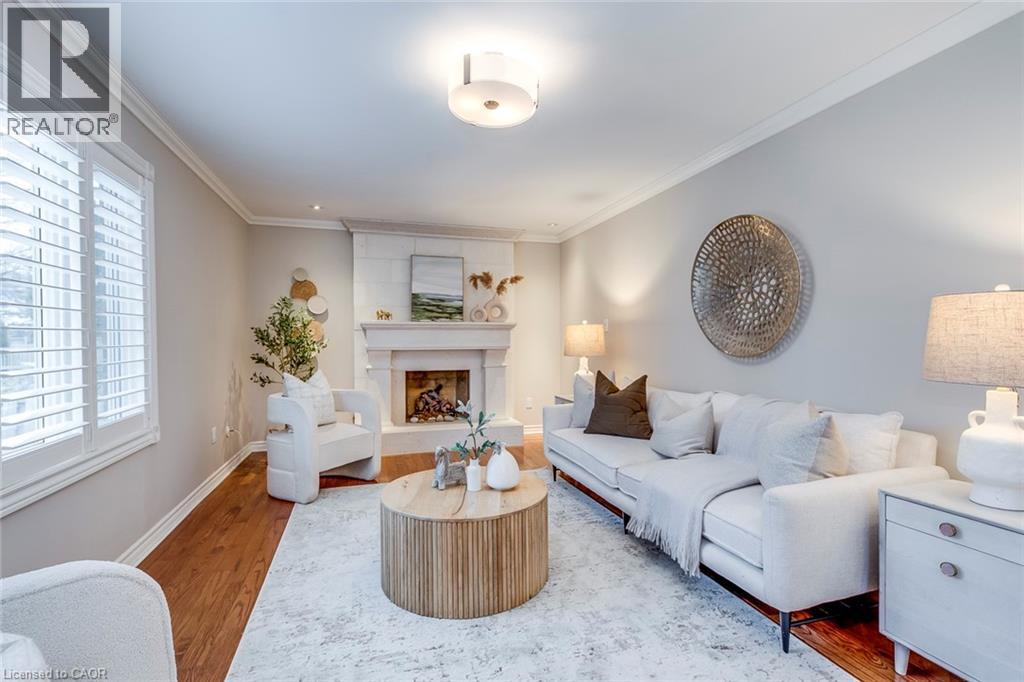 2161 Grenville Drive, Oakville, Ontario  L6H 4X1 - Photo 11 - 40794769