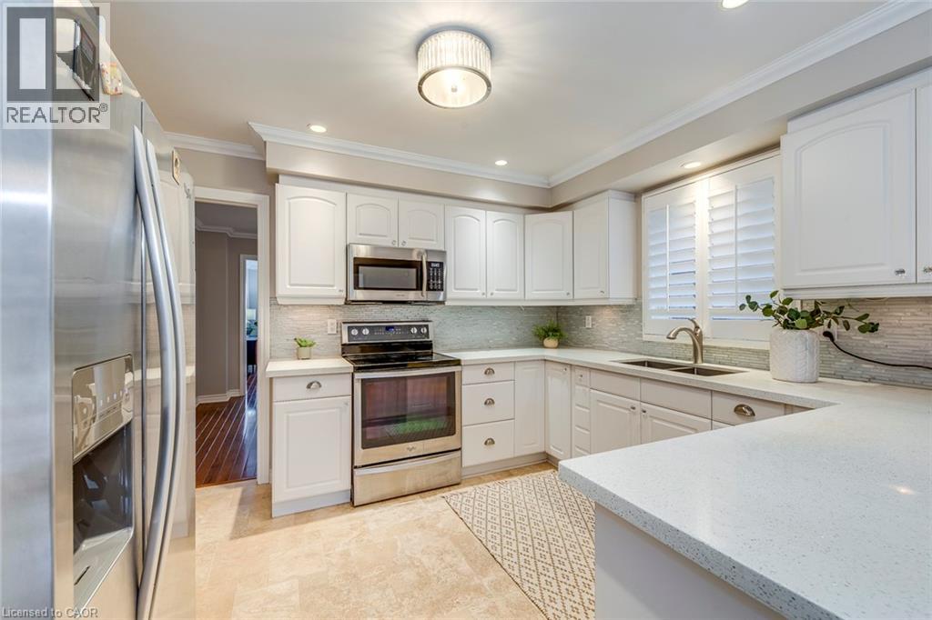 2161 Grenville Drive, Oakville, Ontario  L6H 4X1 - Photo 15 - 40794769