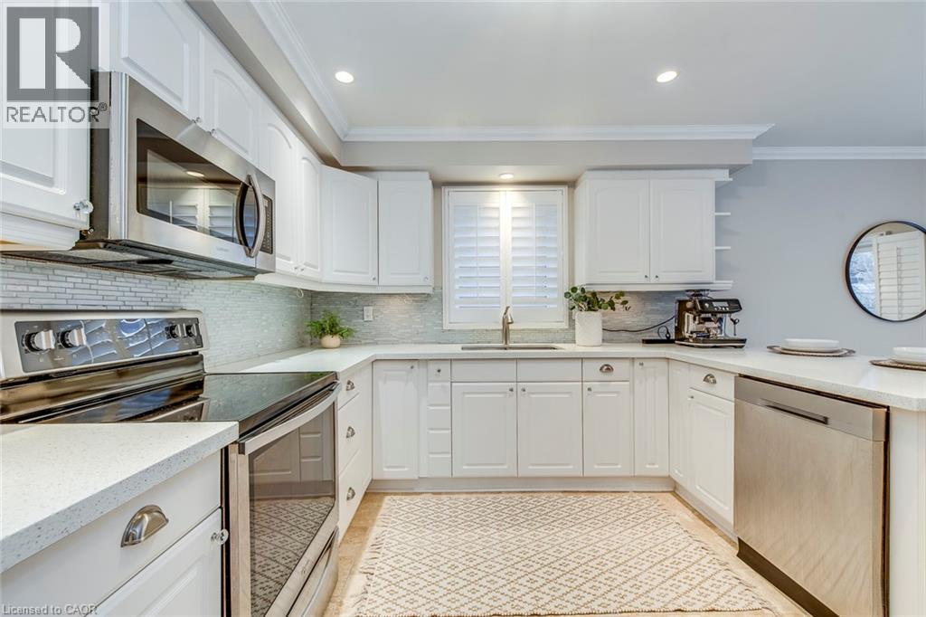 2161 Grenville Drive, Oakville, Ontario  L6H 4X1 - Photo 16 - 40794769