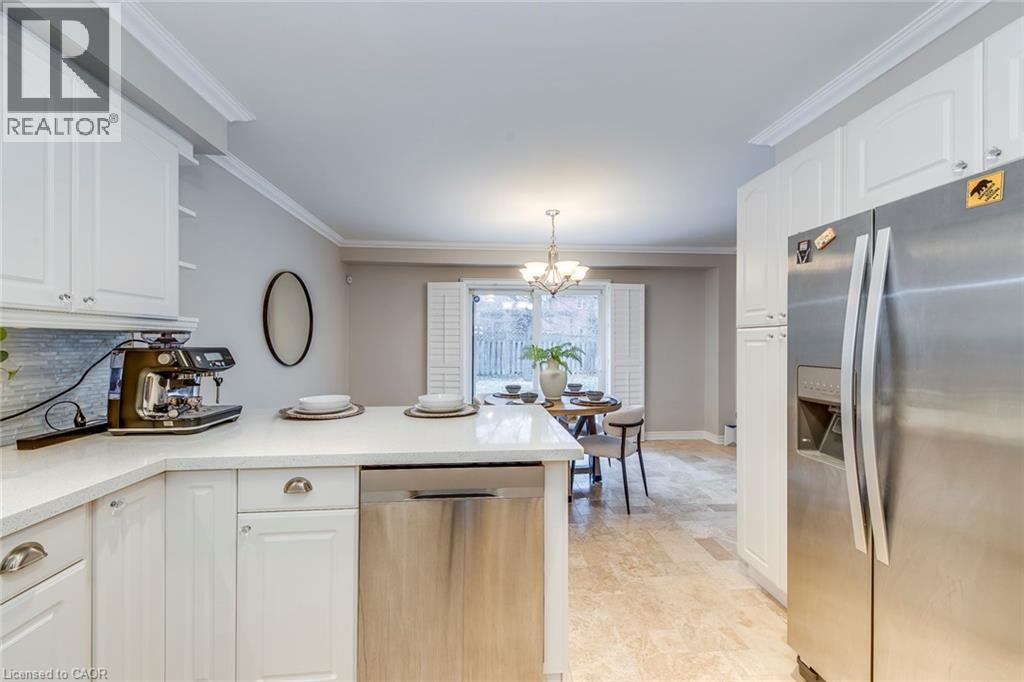 2161 Grenville Drive, Oakville, Ontario  L6H 4X1 - Photo 17 - 40794769