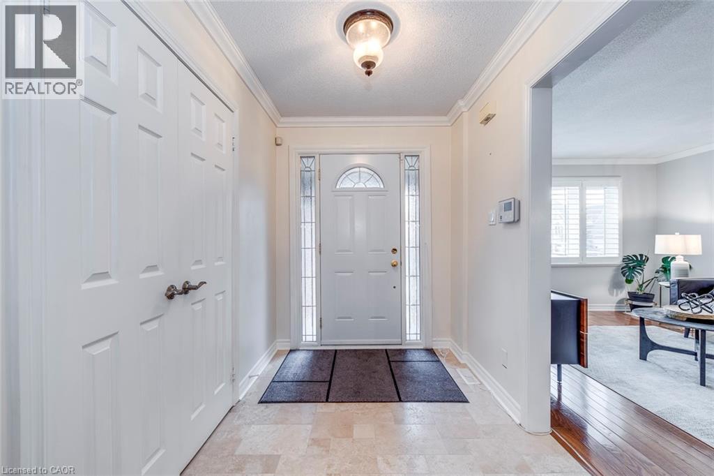 2161 Grenville Drive, Oakville, Ontario  L6H 4X1 - Photo 3 - 40794769