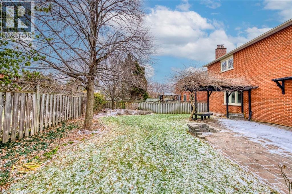2161 Grenville Drive, Oakville, Ontario  L6H 4X1 - Photo 46 - 40794769