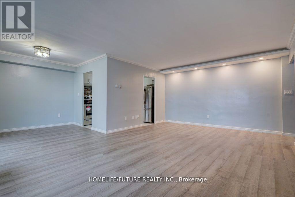 2519 - 5 Massey Square, Toronto, Ontario  M4C 5L6 - Photo 5 - E12645824