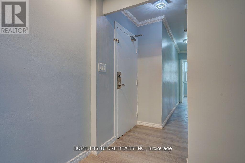 2519 - 5 Massey Square, Toronto, Ontario  M4C 5L6 - Photo 9 - E12645824