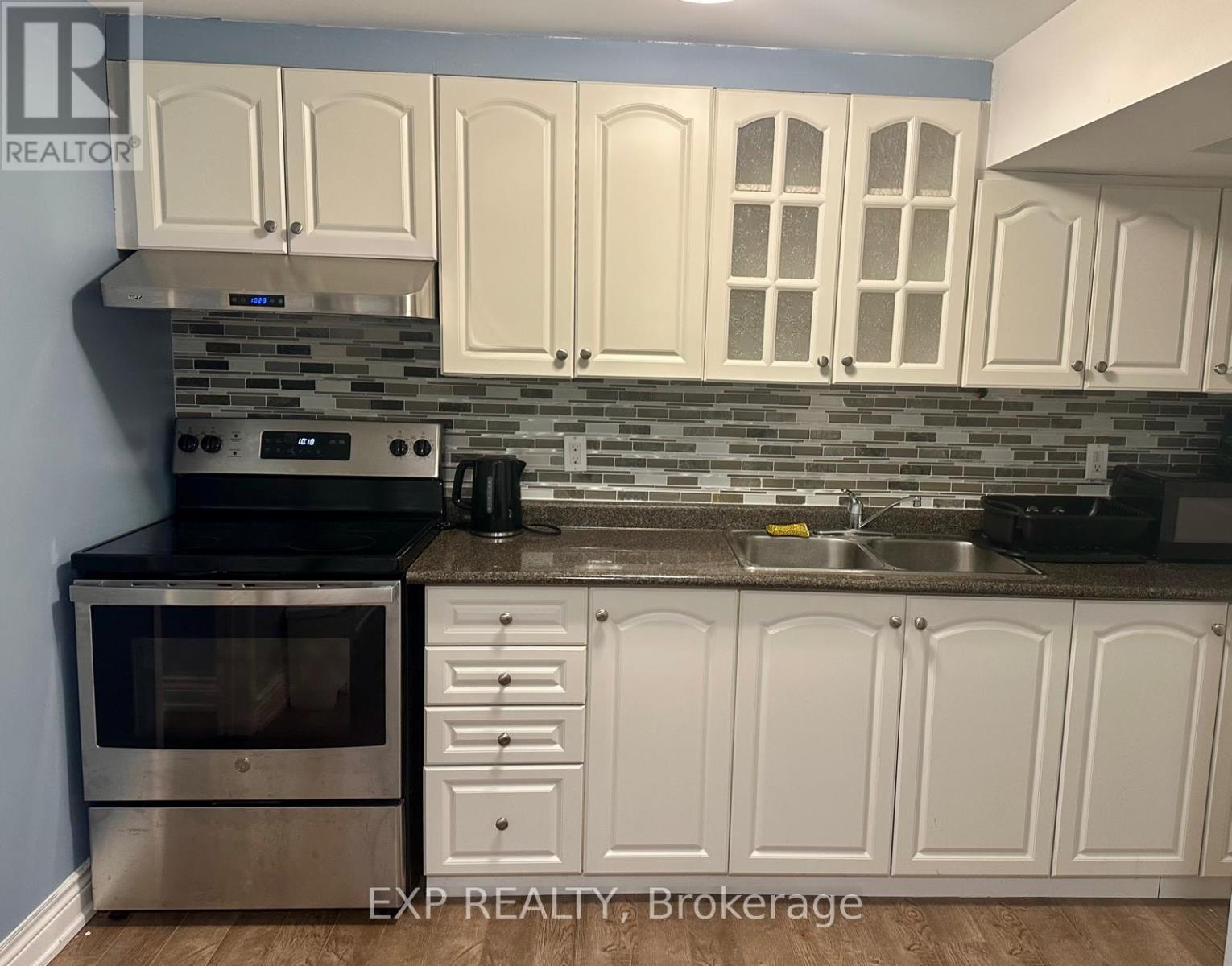 1a - 37 Joseph Aaron Boulevard W, Vaughan, Ontario  L4J 6J3 - Photo 3 - N12645852