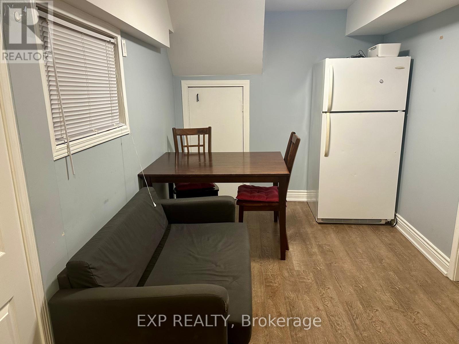 1a - 37 Joseph Aaron Boulevard W, Vaughan, Ontario  L4J 6J3 - Photo 4 - N12645852