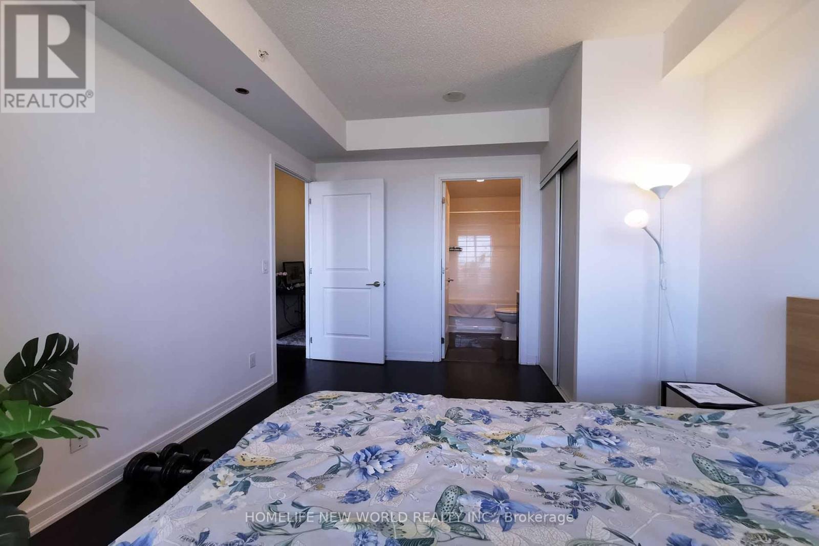 2301 - 9201 Yonge Street, Richmond Hill, Ontario  L4C 6Z2 - Photo 17 - N12645900