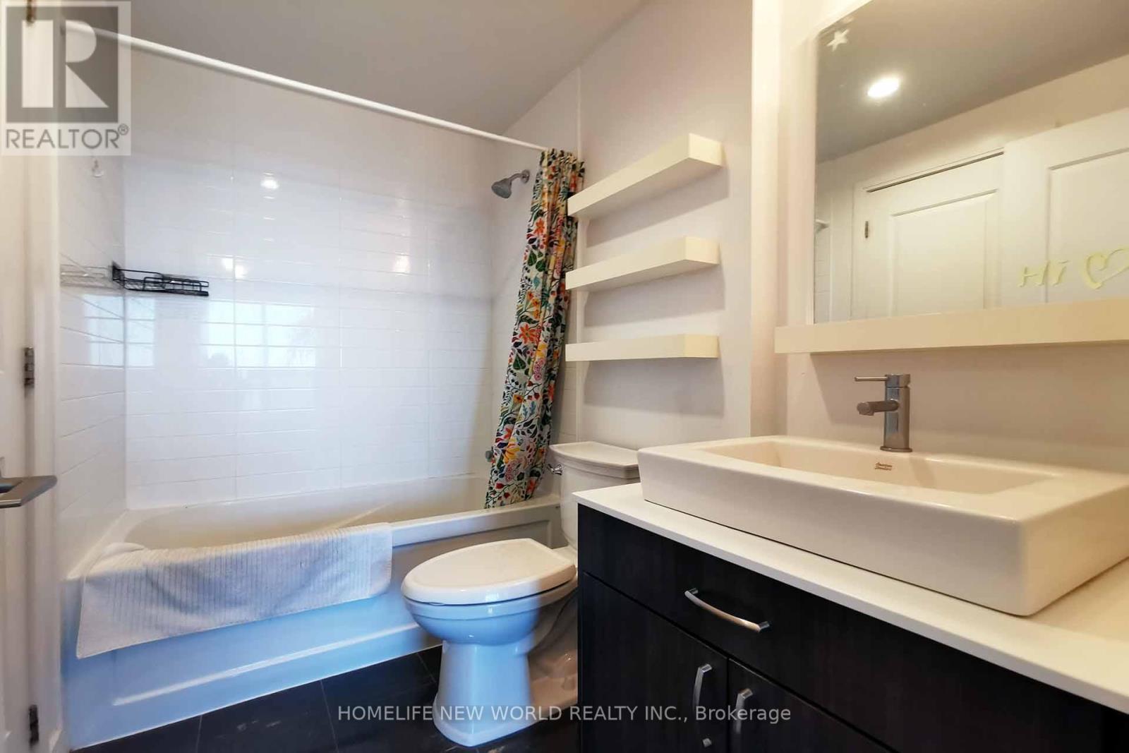 2301 - 9201 Yonge Street, Richmond Hill, Ontario  L4C 6Z2 - Photo 18 - N12645900