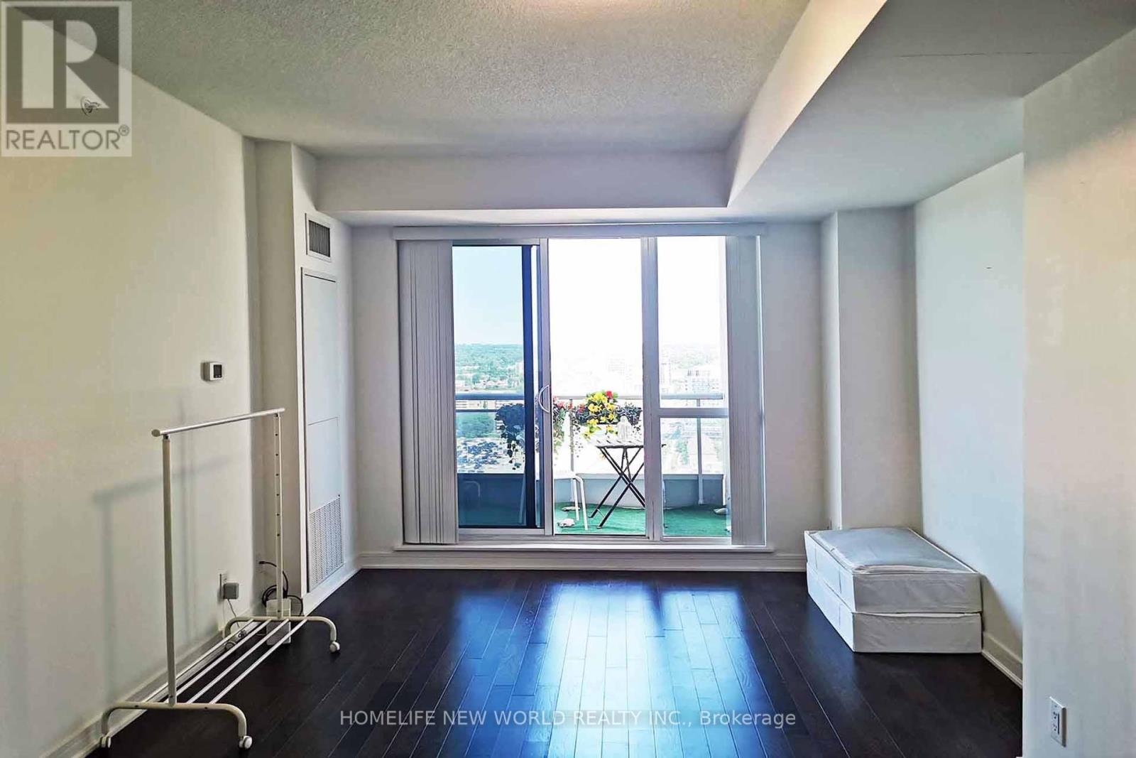 2301 - 9201 Yonge Street, Richmond Hill, Ontario  L4C 6Z2 - Photo 8 - N12645900