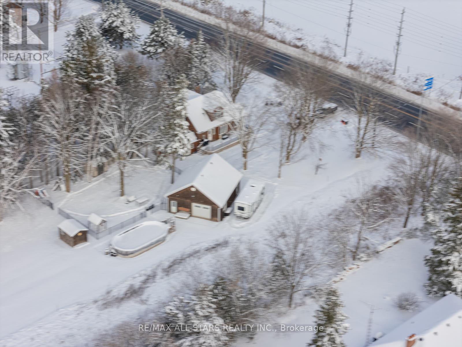 12066 48 Highway, Whitchurch-Stouffville, Ontario  L4A 7X5 - Photo 39 - N12365528