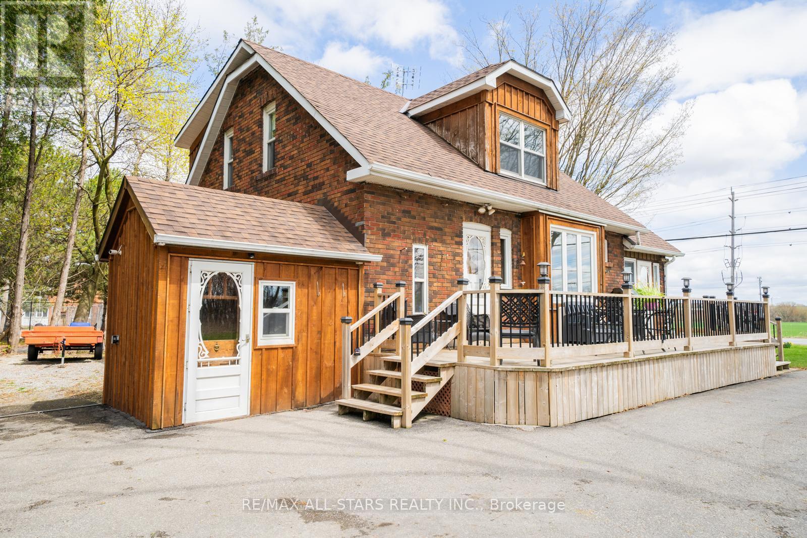 12066 48 Highway, Whitchurch-Stouffville, Ontario  L4A 7X5 - Photo 7 - N12365528