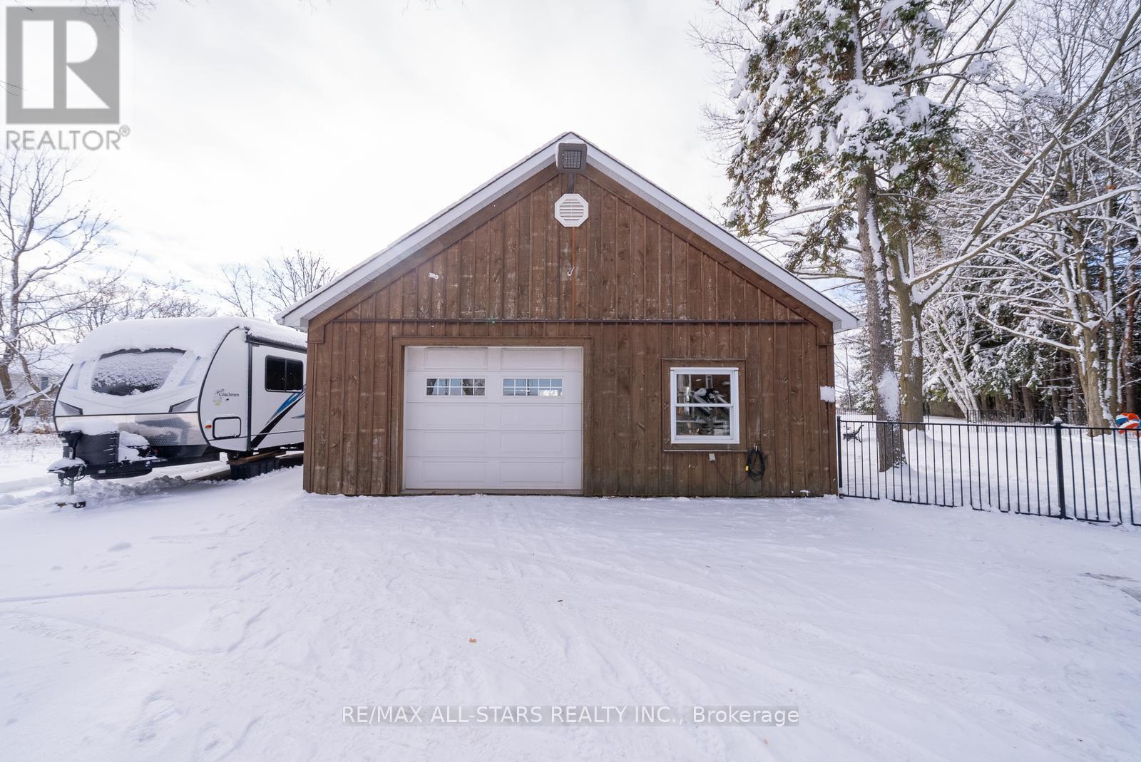 12066 48 Highway, Whitchurch-Stouffville, Ontario  L4A 7X5 - Photo 37 - N12365528