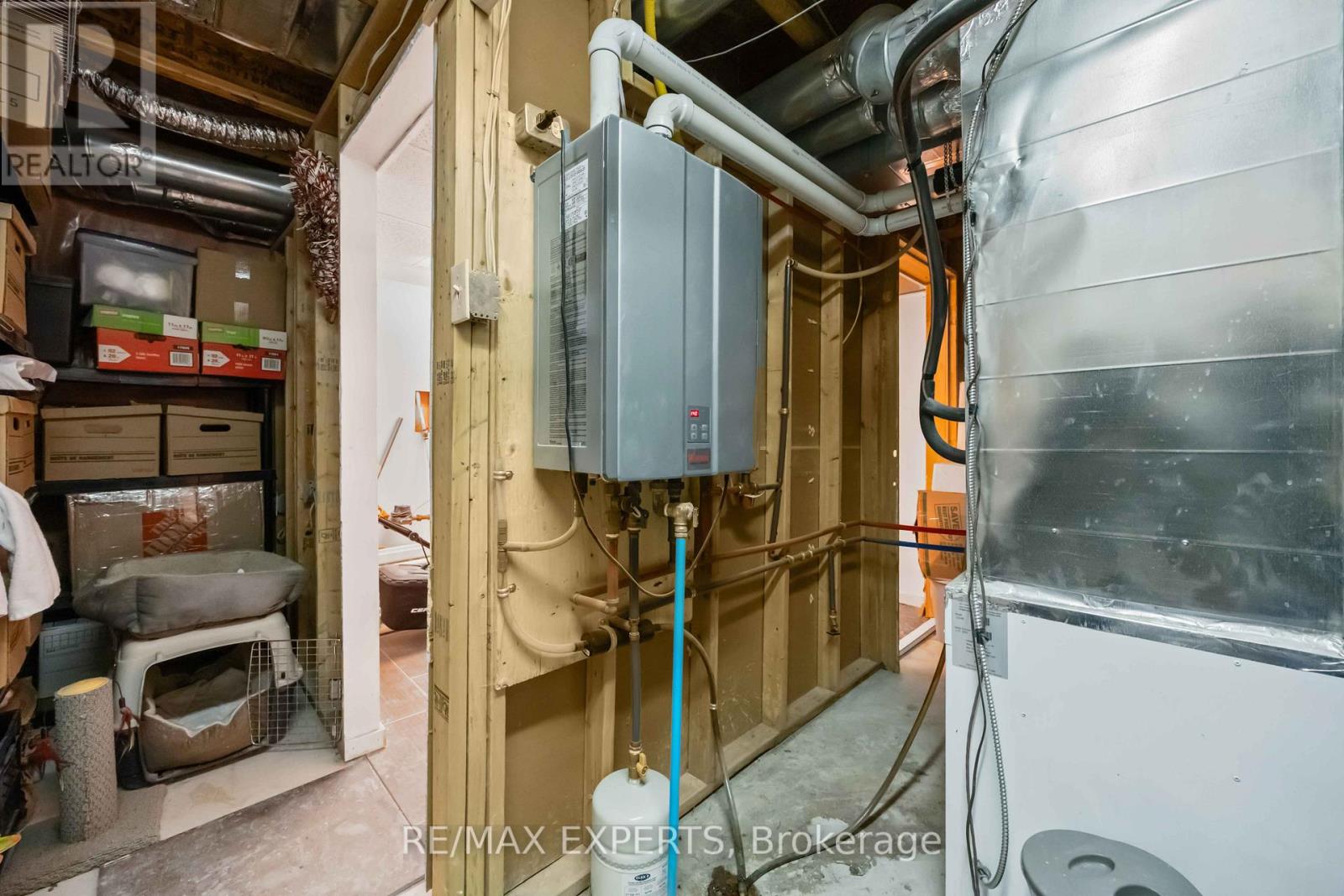 19b Oak Street, Toronto, Ontario  M9N 0A4 - Photo 44 - W12645816