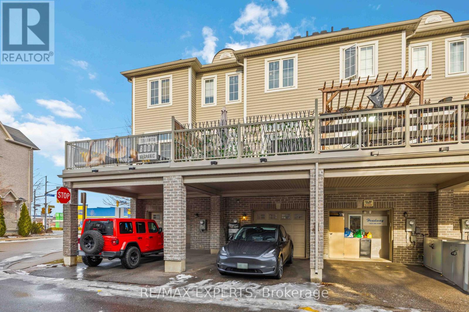 19b Oak Street, Toronto, Ontario  M9N 0A4 - Photo 49 - W12645816